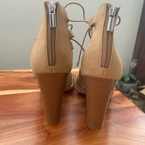 Open Toe Tavernelle Gladiator Taupe Faux Leather Cut Out Lace Up Block Heels - Picture 3 of 7